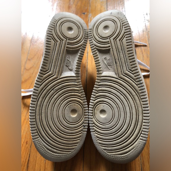 Nike Airforce 1 - Picture 4 of 6